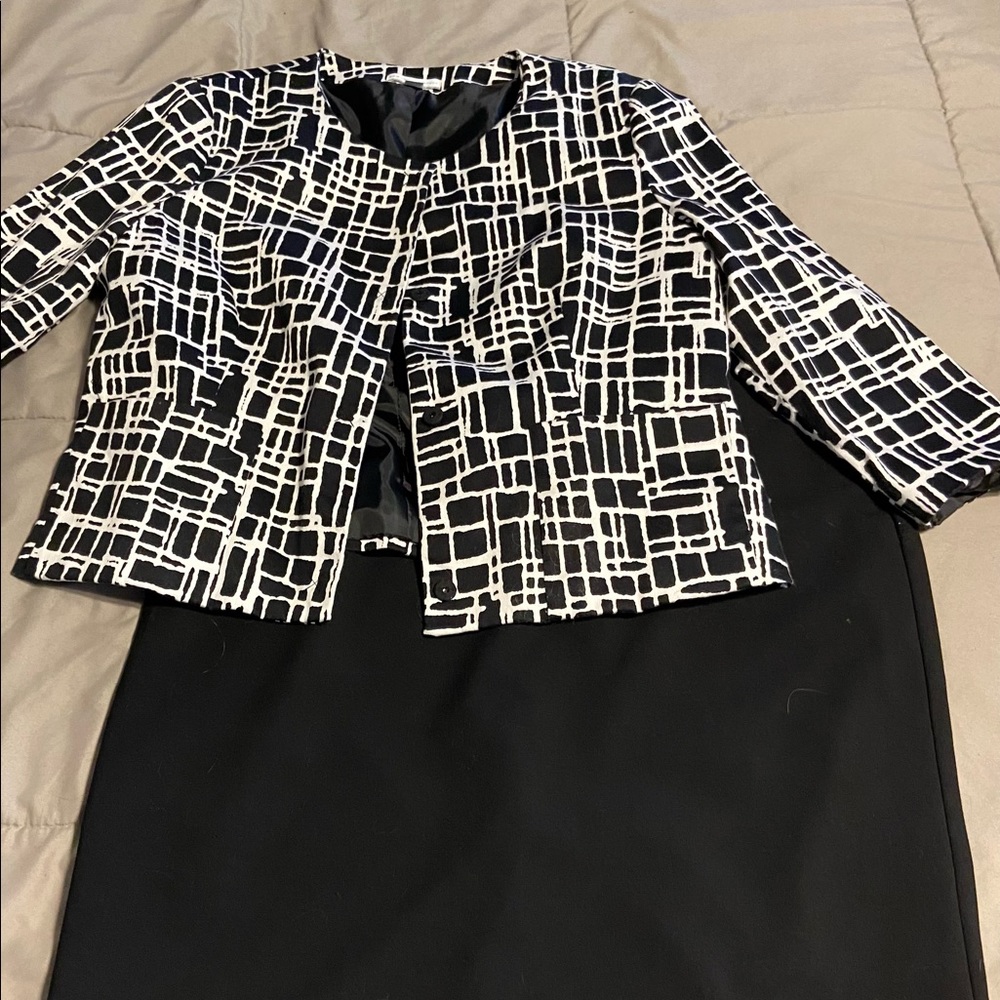 Women’s business skirt suit